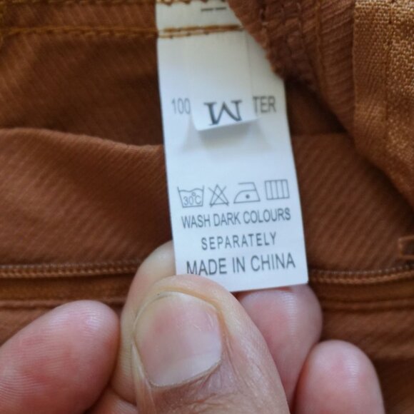 Brown Women's High-Waisted Stretchy Shorts – Size M - Picture 3 of 5